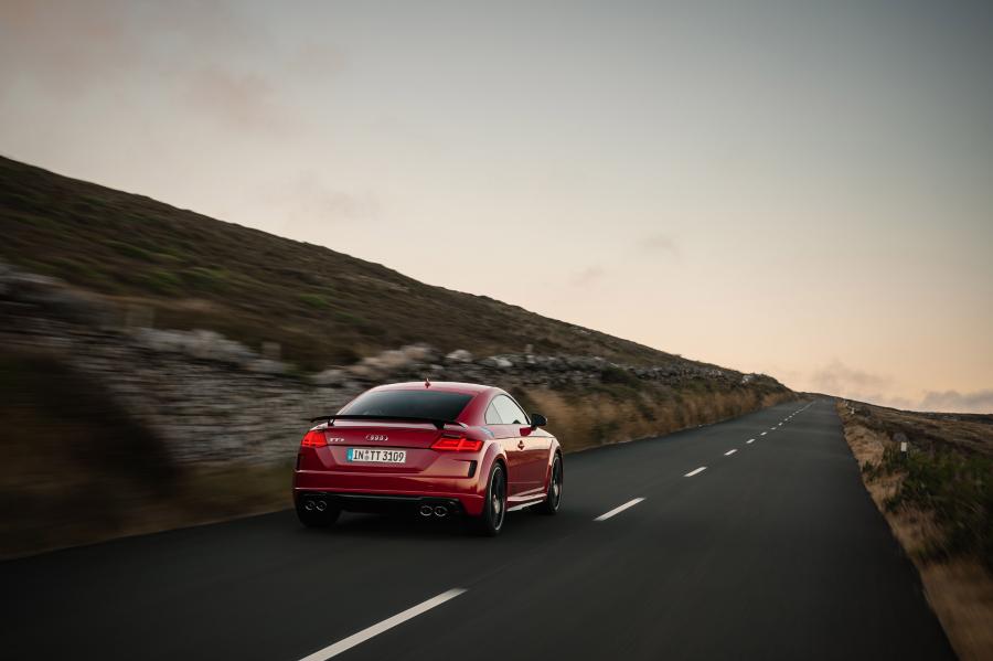  Audi TTS Coupe (8S) 2018 года  (WW) (фото 95 из 254)